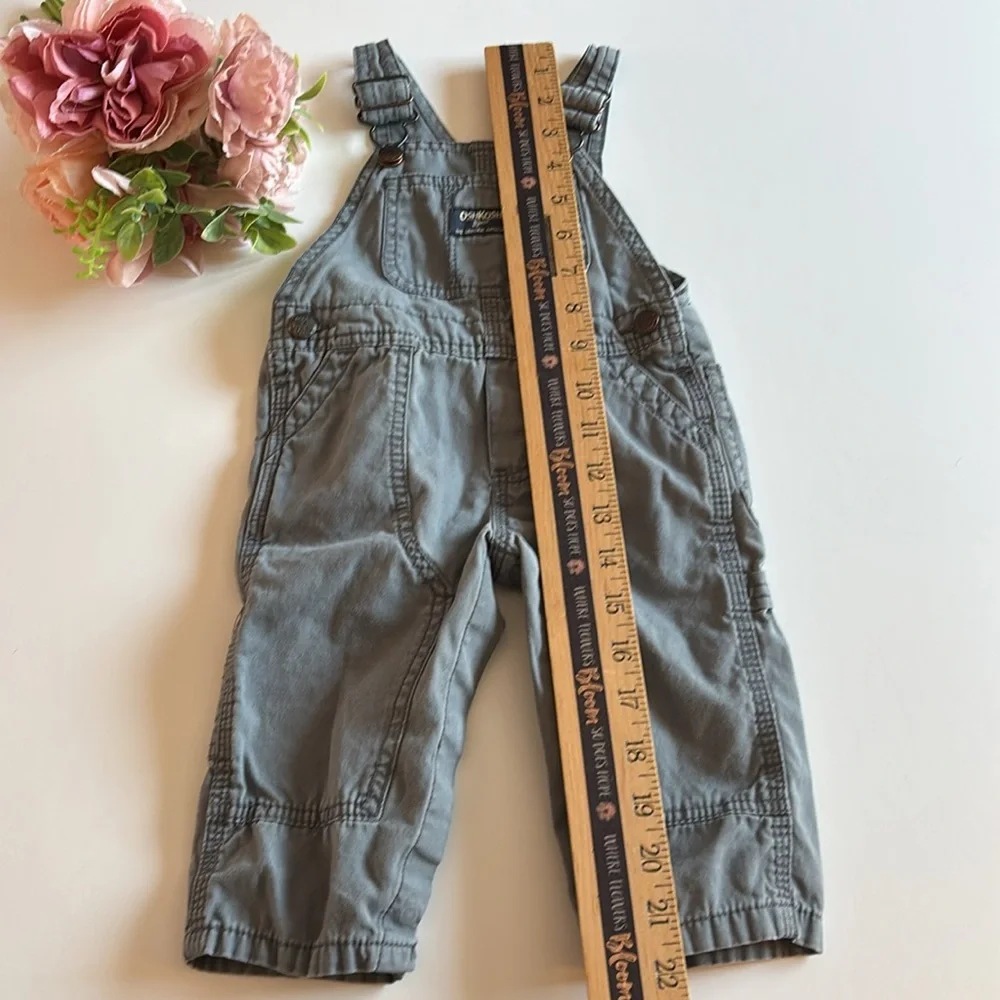 Oshkosh 9M Blue Gray Overall Baby 9M Oshkosh Gray Blue overalls 9 Month